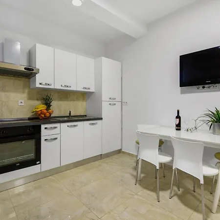 Apartman Dolce Vita With 2 Swimming Pools *