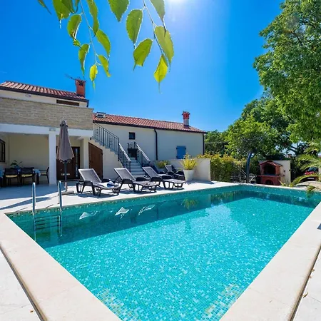 Apartment Dolce Vita With 2 Swimming Pools *